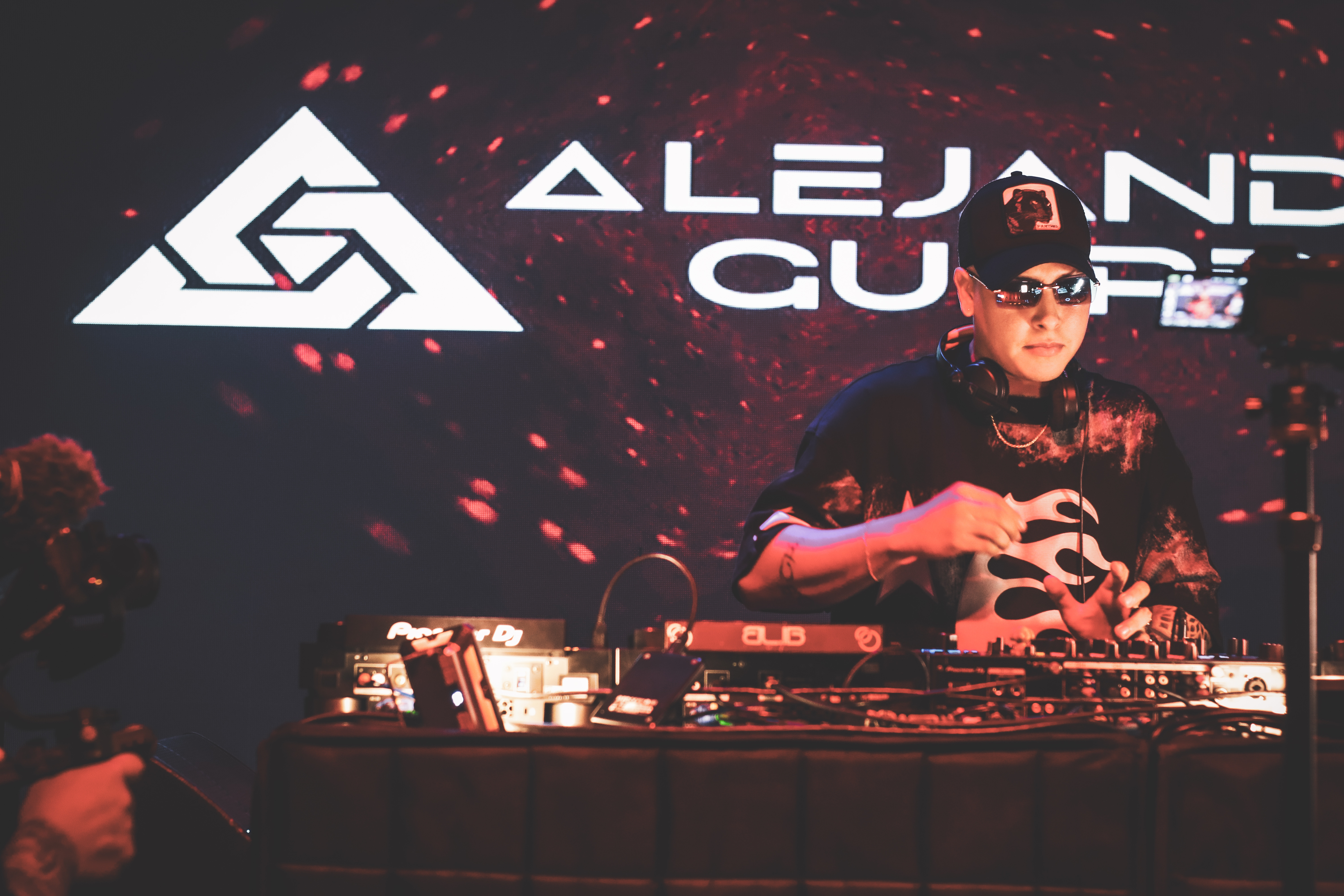 Alejandro Guerra Photo 2